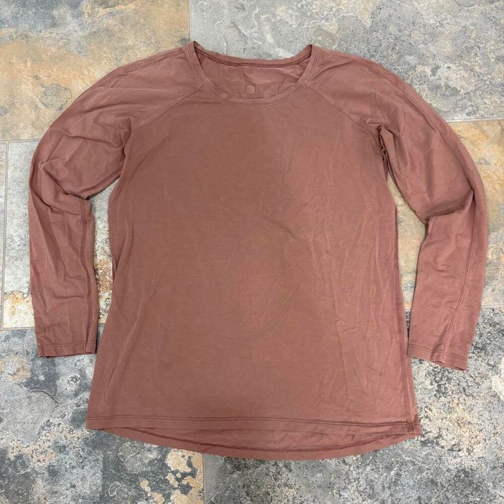 Lululemon Women's Brown and Pink Shirt